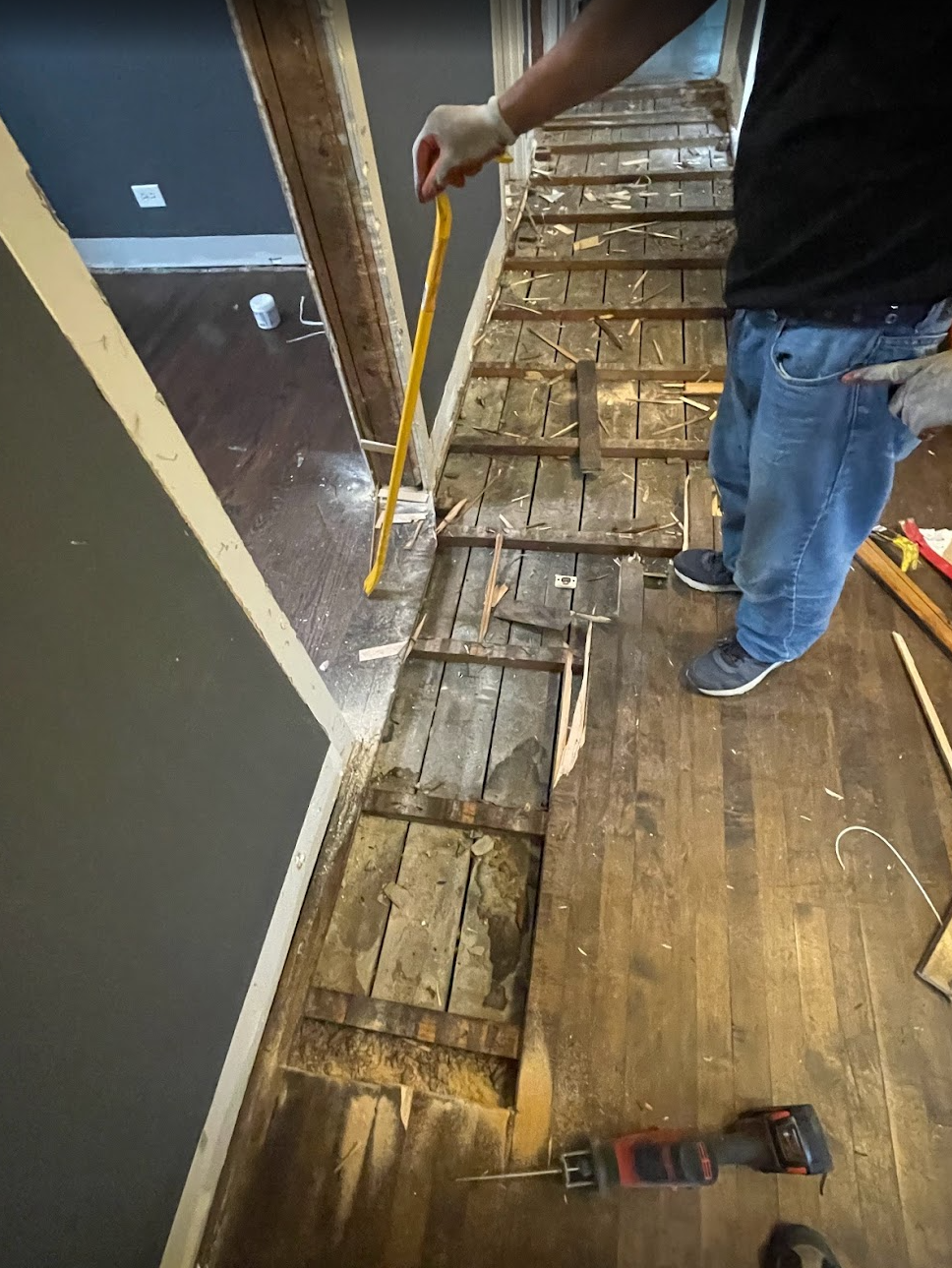 Laminate Flooring Installation 1