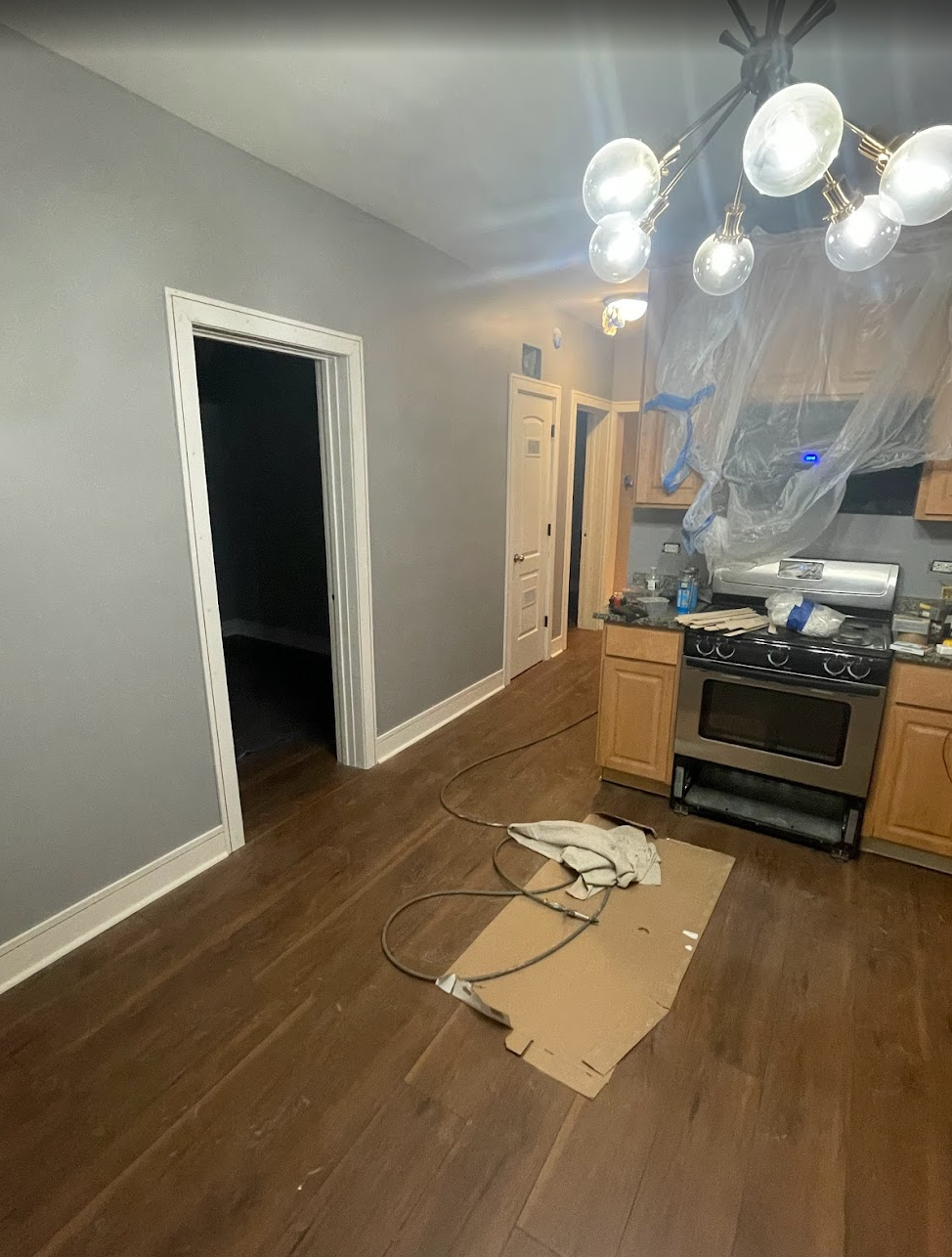 Laminate Flooring Installation 13